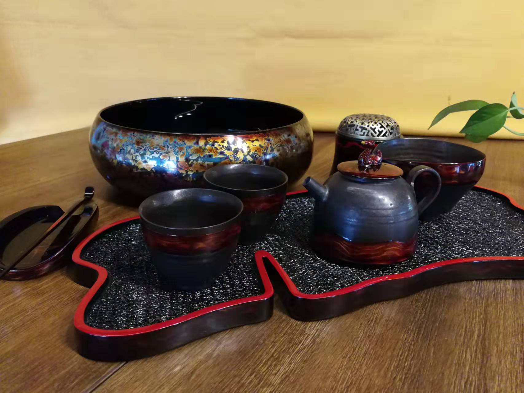 2020年“楚韻·漆重漆器工藝系列”獲“中國特色旅游商品大賽金獎”.jpg